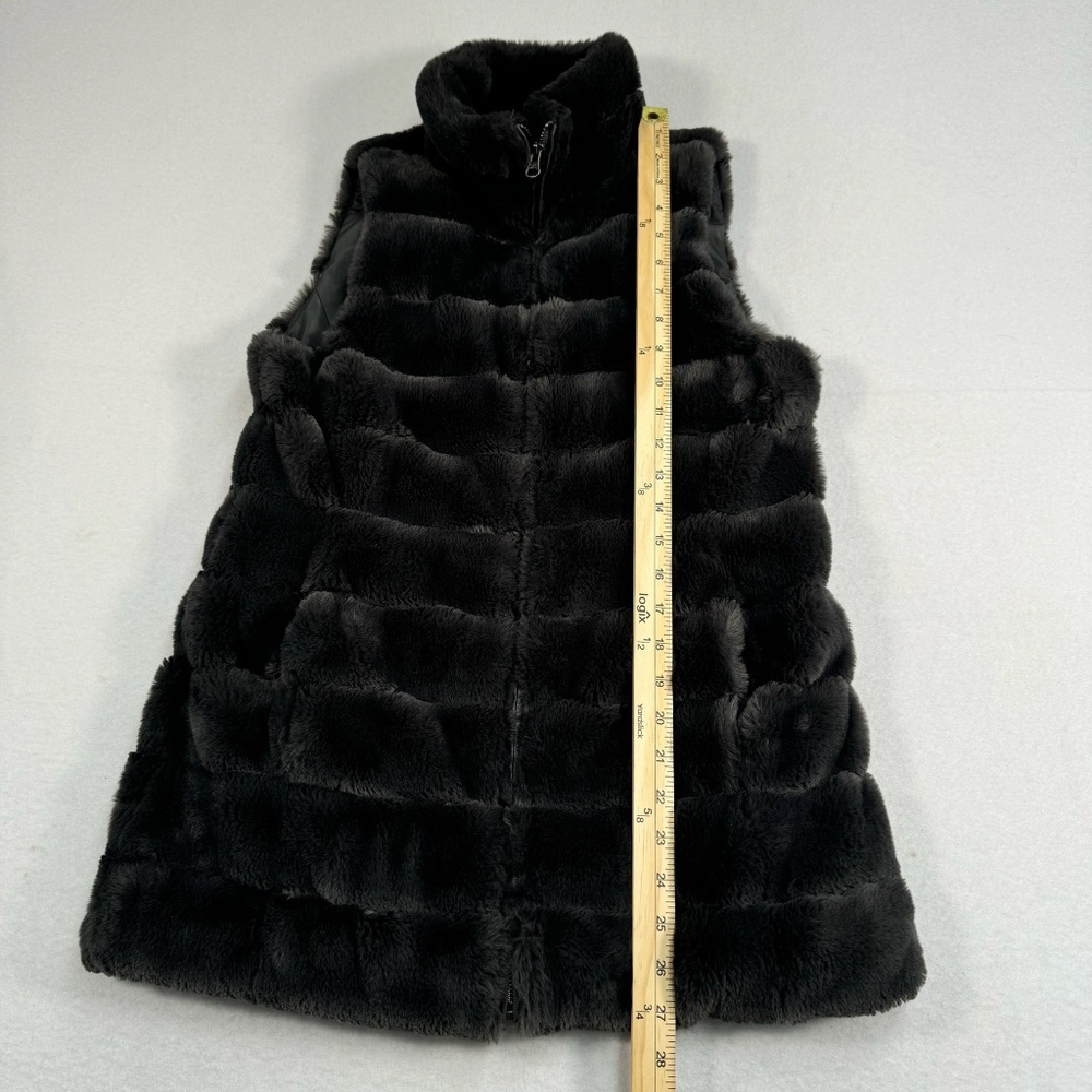 Dylan Faux Fur Puffer Vest Womens Size Small Grey Pocket Zip Up - Picture 9 of 12